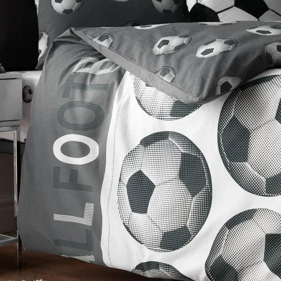 Catherine Lansfield Football Quilt Cover and Pillowcase Set 4