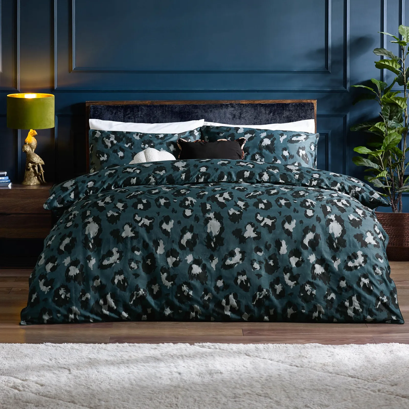 Furn True Leopard Printed Duvet Cover Set in Navy