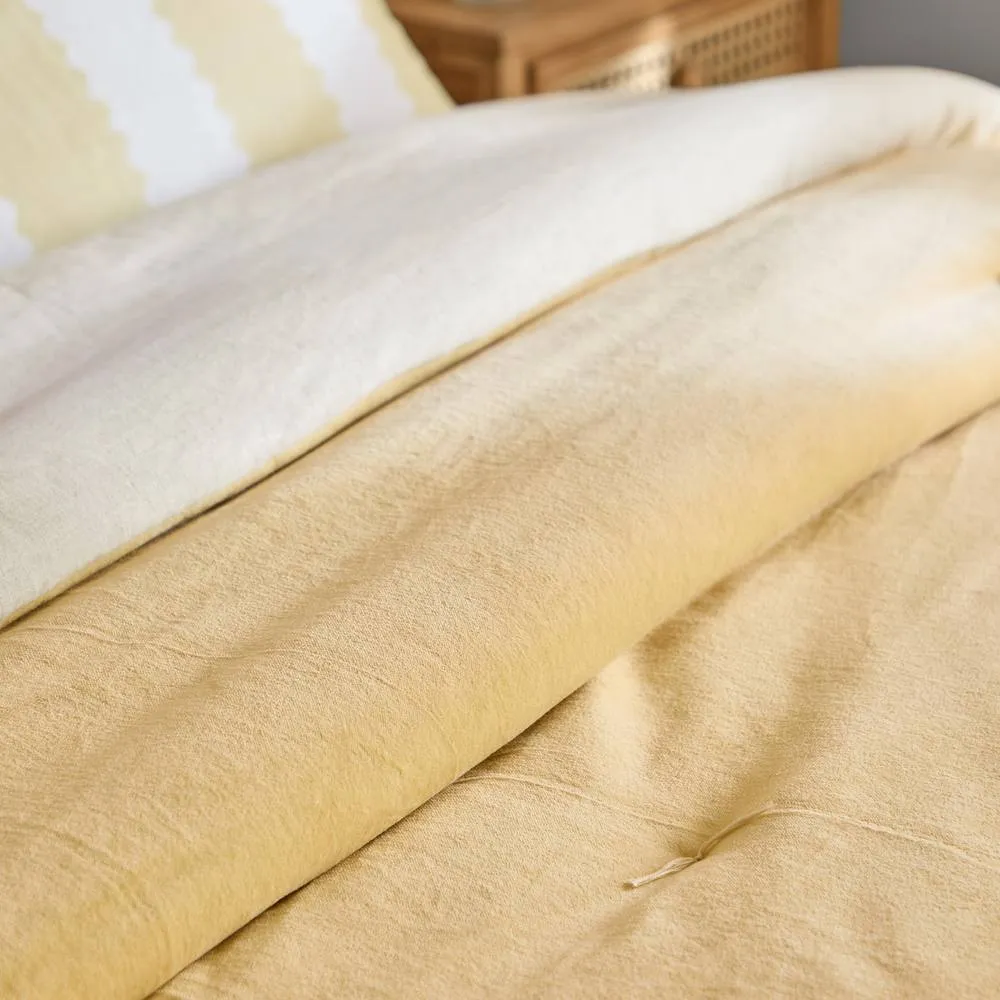 Wylder Edie 100% Cotton Velvet Bedspread in Yellow 2