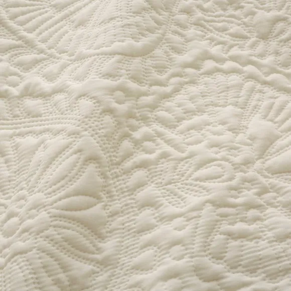 Hani Pinsonic Quilted Duvet Cover & Pillowcase Set 2