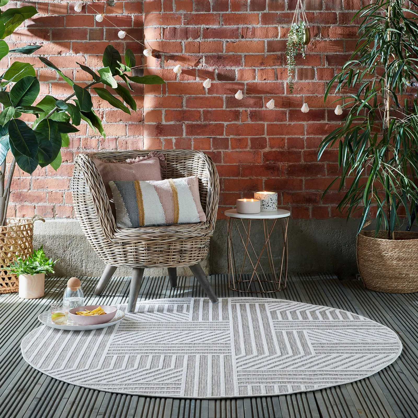 Blocks Indoor Outdoor Circle Rug Natural