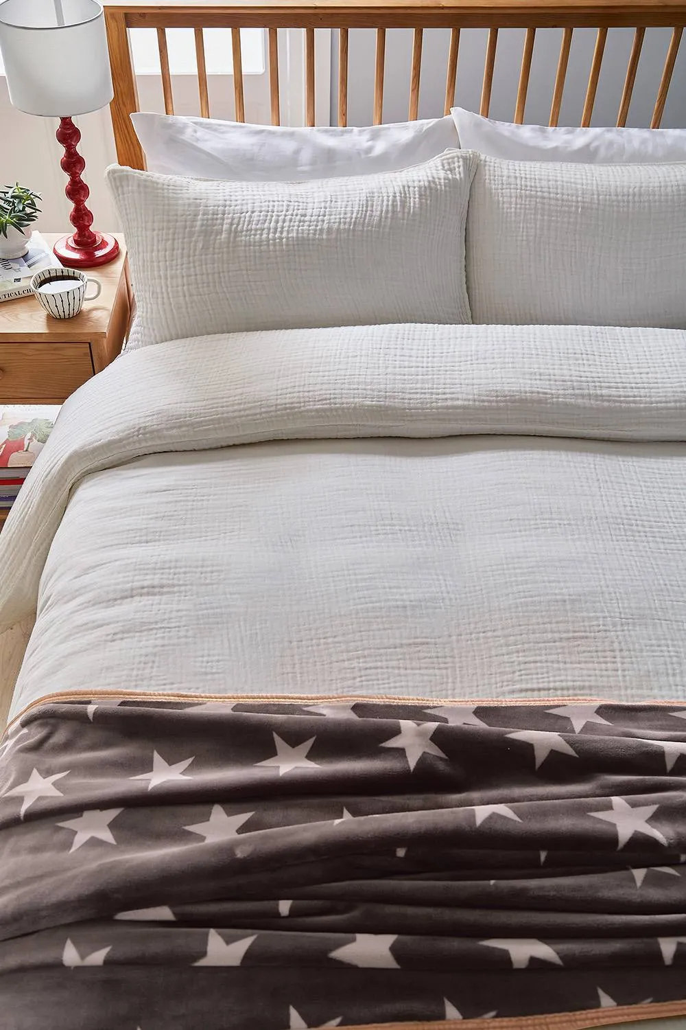 Helena Springfield 'Muslin' Cotton Duvet Cover Set in White 5
