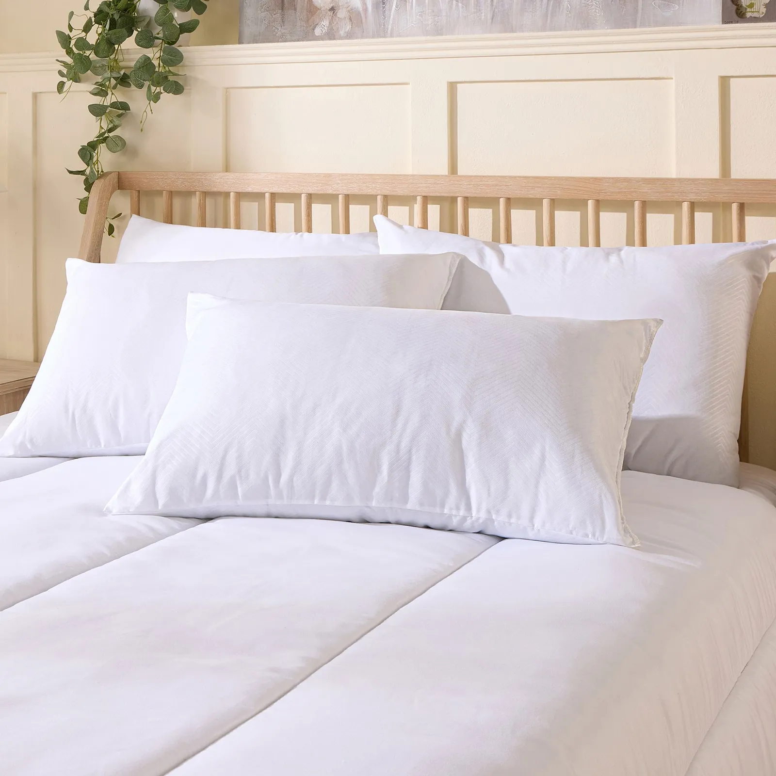 Slumberdown 2 Pack Super Support Firm Support Pillows in White 3