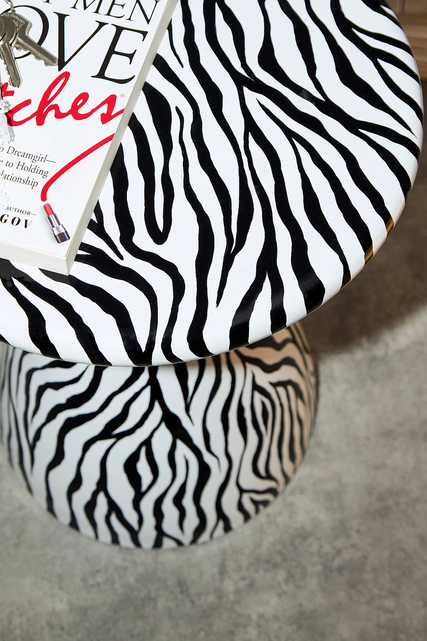 Hudson Zebra Side Table - Black/White 2