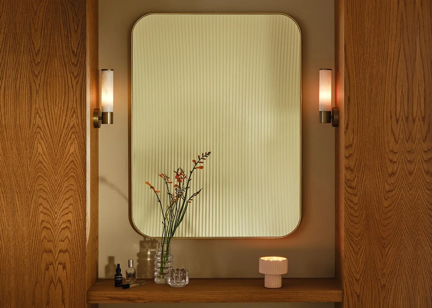 Heal's Fine Edge Mirror Rectangle Curved Black 100x75cm 4