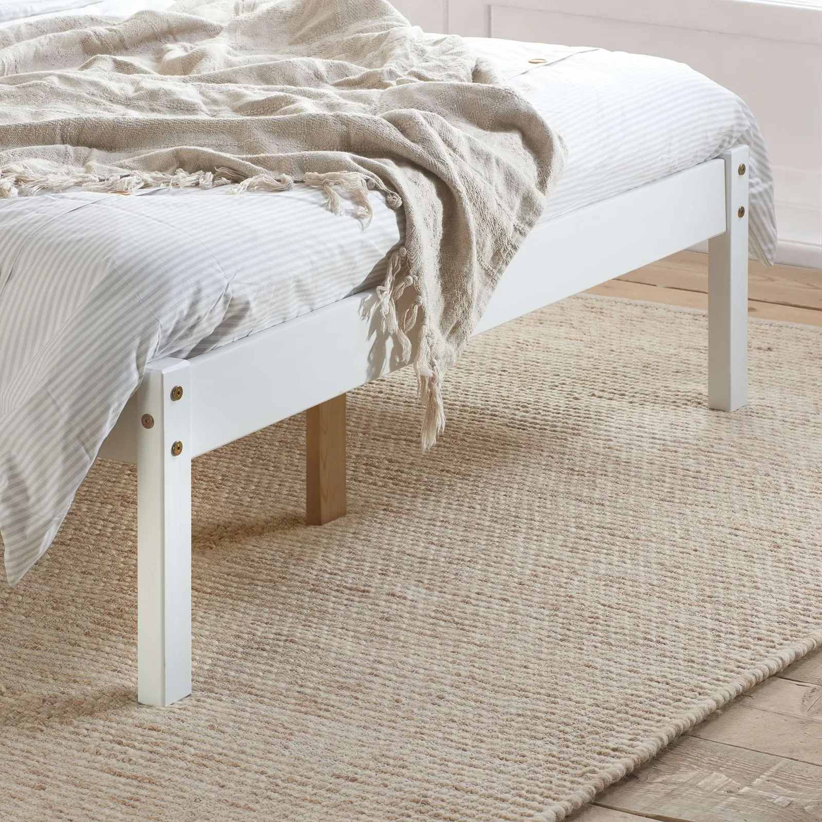 Birlea Denver Bed in White 3