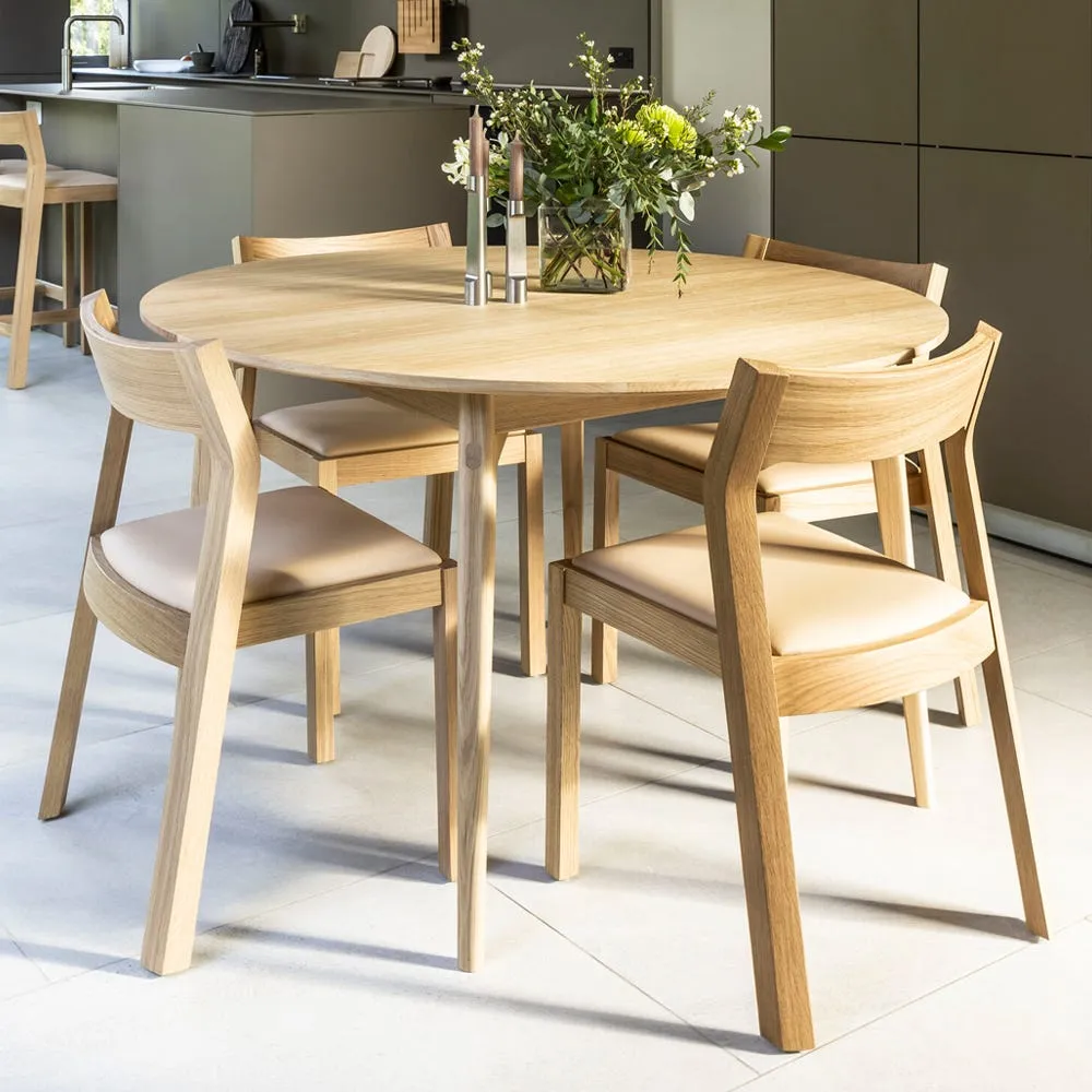Case Dulwich Round Extending Table in Black Stain 4