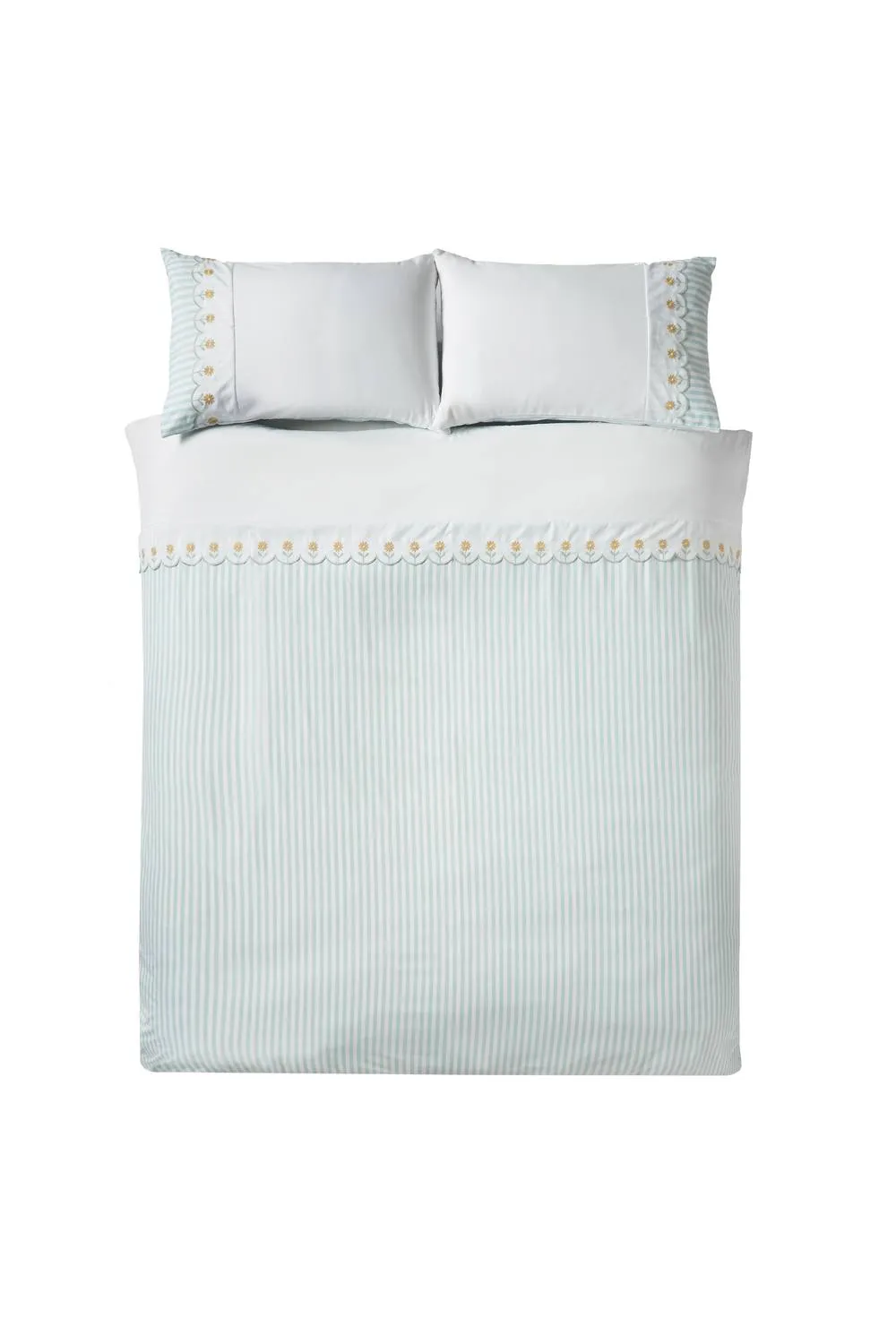Catherine Lansfield 'Embroidered Daisy' Soft Touch Duvet Cover Set in Green 4