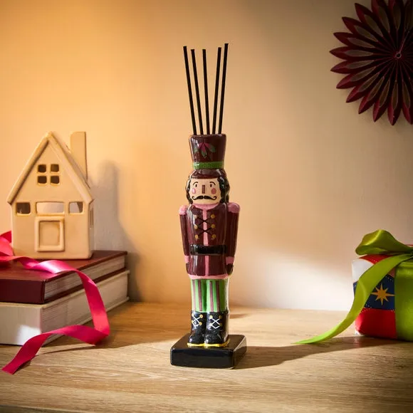 Bourbon Creme Nutcracker Diffuser