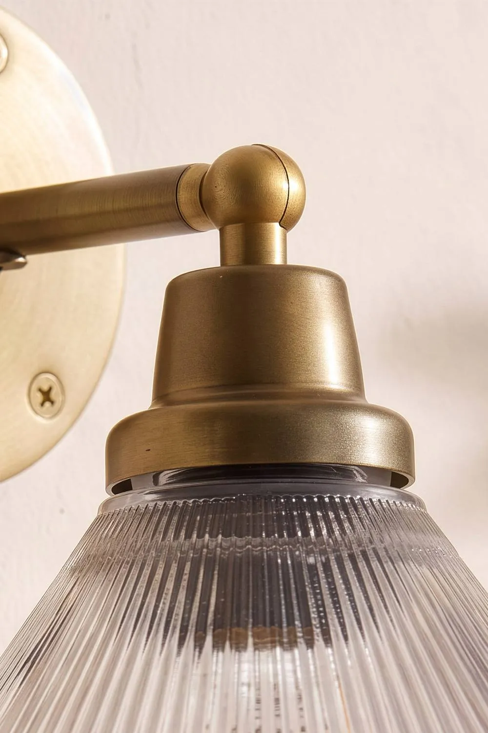 Dibor Fluted Glass & Iron Art Deco Wall Light in Gold 4