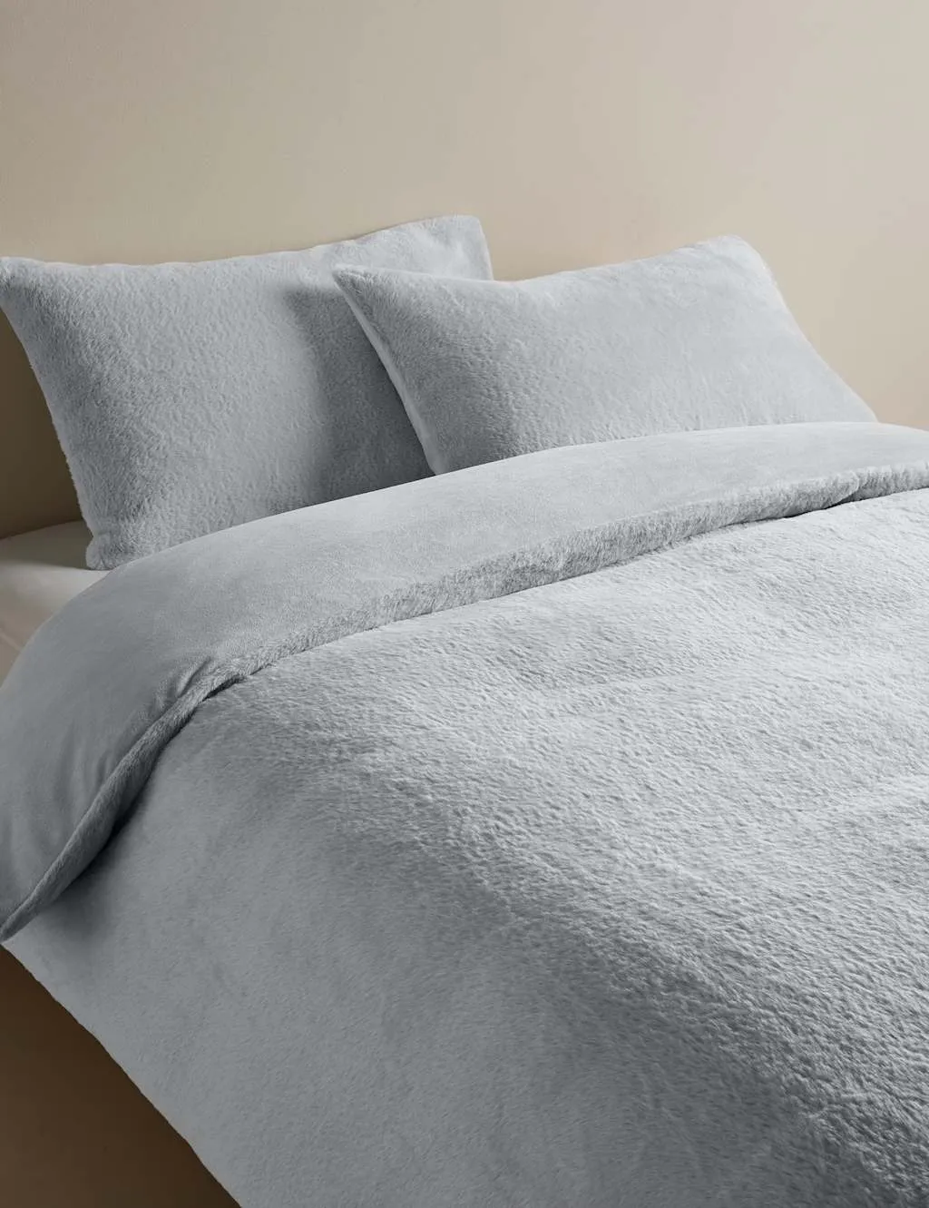 M&S Supersoft Faux Fur Bedding Set Dove