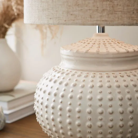 Zeeburg Urchin Ceramic Cream Table Lamp 3