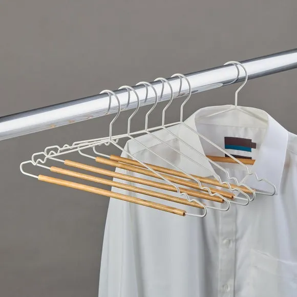 Set of 6 Wooden Bar Hangers