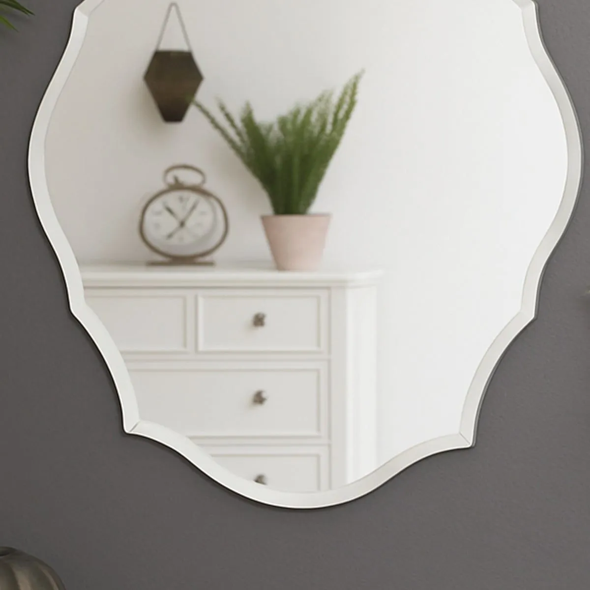 Melody Maison Ornate Frameless Bevelled Wall Mirror in Clear 4