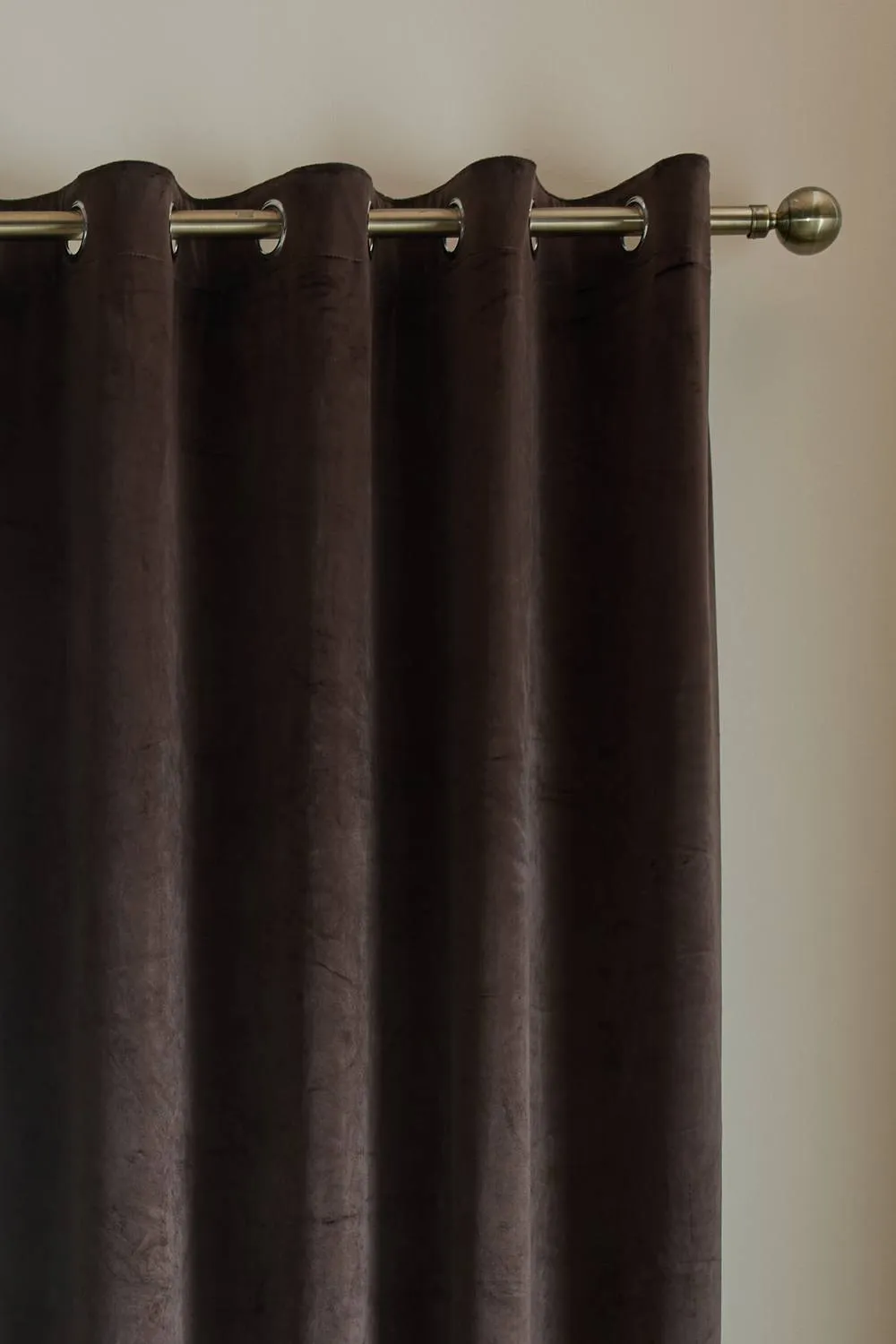 Catherine Lansfield 'Super Thermal Blackout Matt Velour' Eyelet Curtains in Chocolate 3
