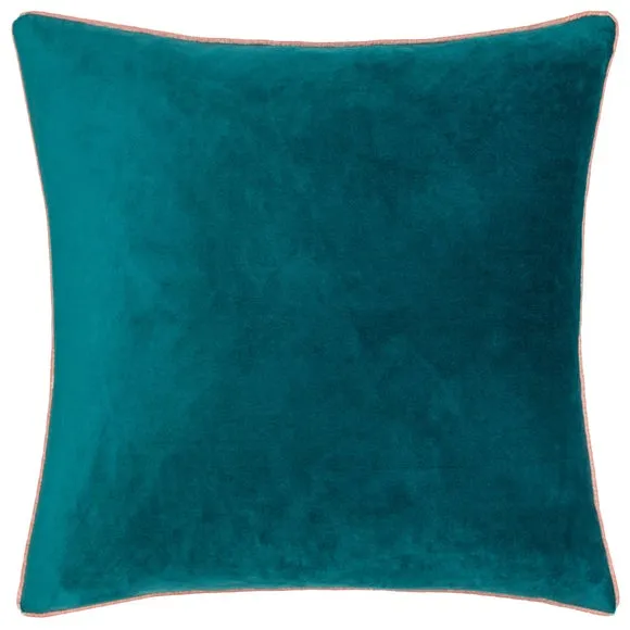 Furn. Square Cushion 3
