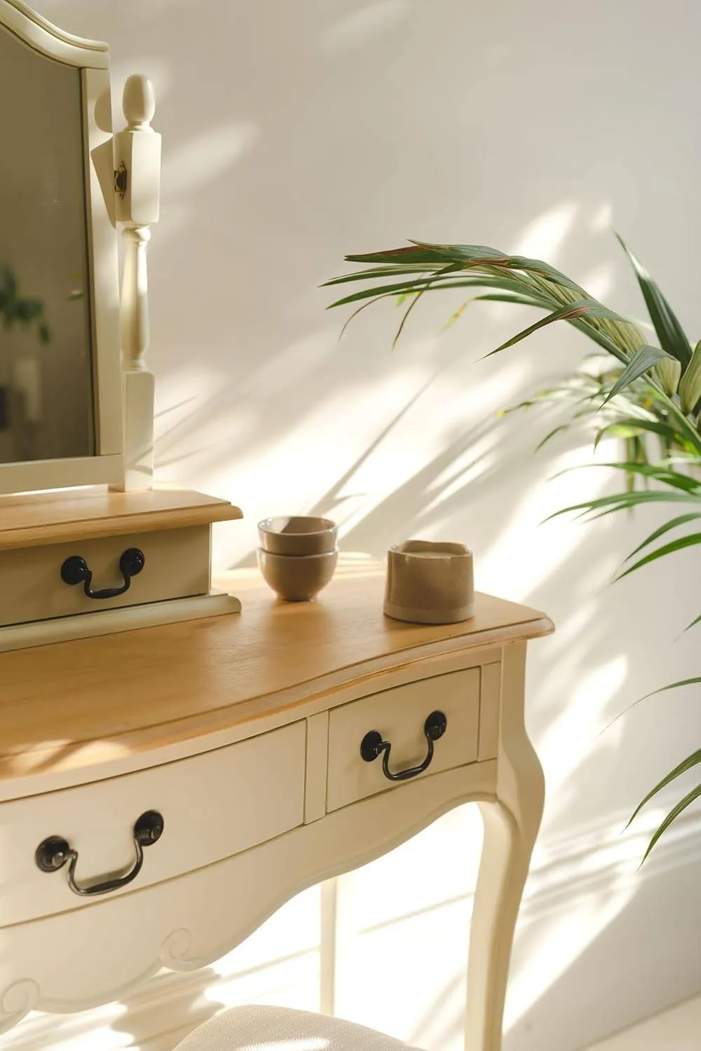 Statement Furniture Juliette Dressing Table Set (Stool, Table, Trinket Mirror) in Ivory 2