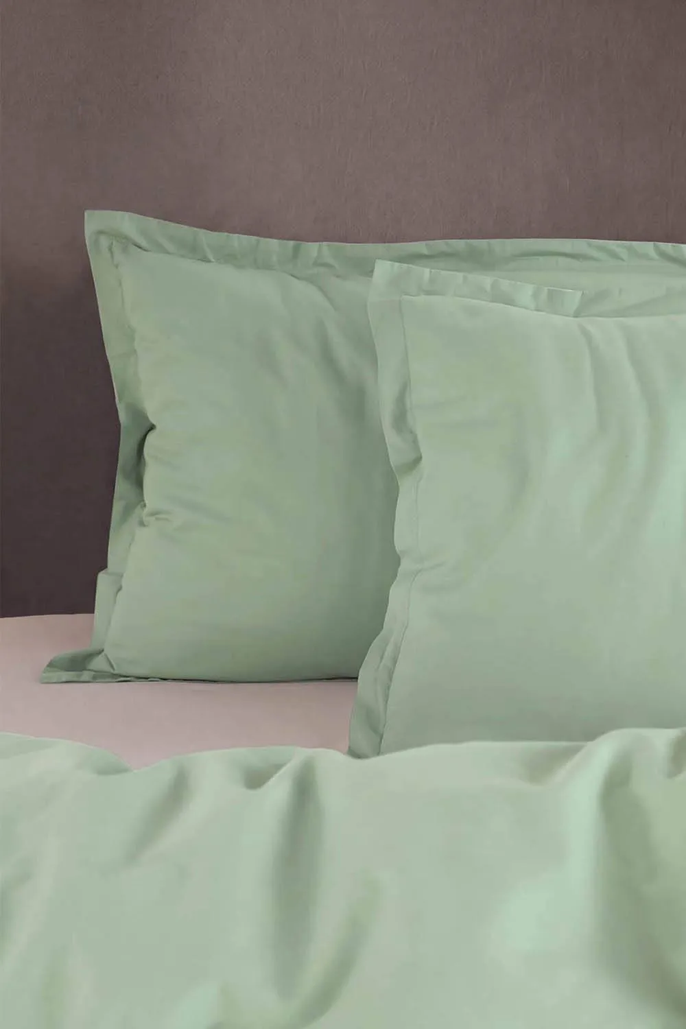 Martex Quiet Moss Duvet Cover Set in Green 3