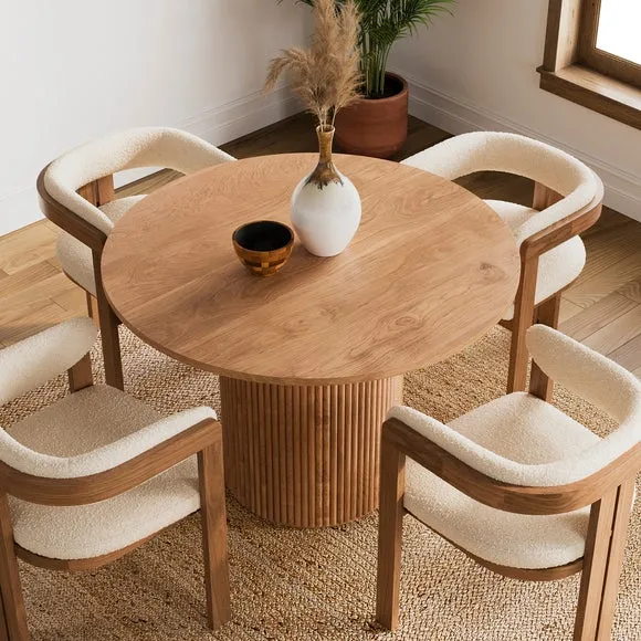 Amari 4 Seater Round Dining Table, Oak 3