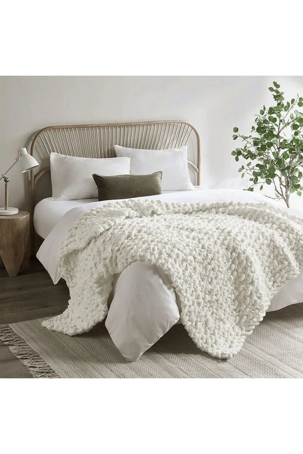 Living and Home Chunky Knit Throw Blanket 100x120cm in Off-White