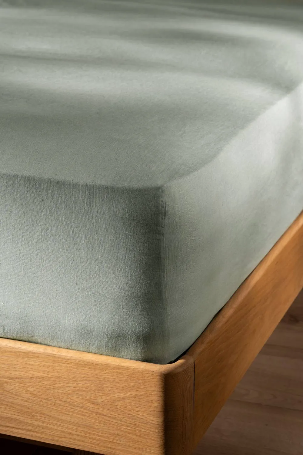 Soak&Sleep Misty Green French Linen 40cm Fitted Sheet in Pale Green
