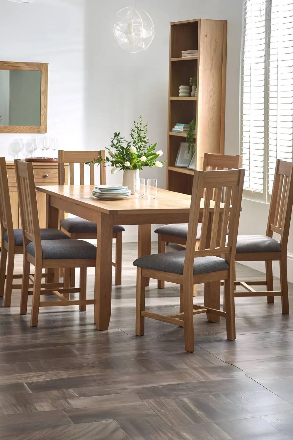 Julian Bowen Mallory Dining Chair (Set of 2) in Light Oak 2
