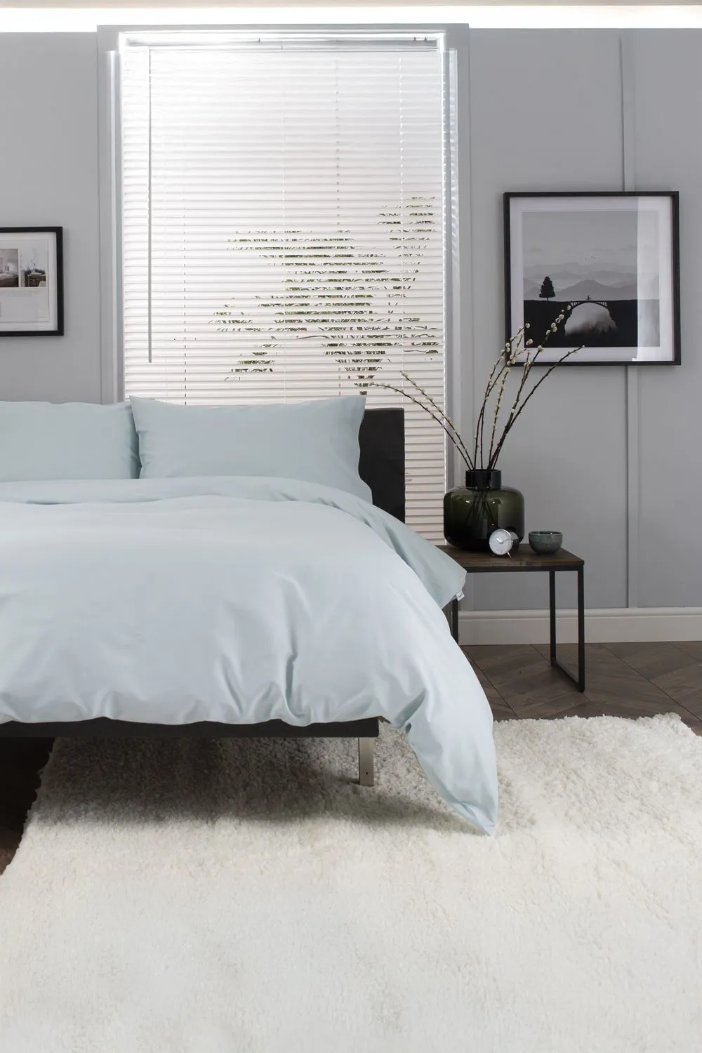 The Lyndon Company Luxury 100% Cotton 200 Thread Count Duvet Cover Set in Pale Green 1
