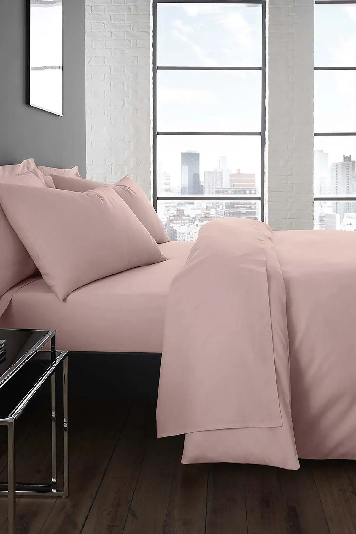 Serene 'Plain Dyed' Soft Touch 32cm Fitted Bed Sheet in Light Pink | Size: Single
