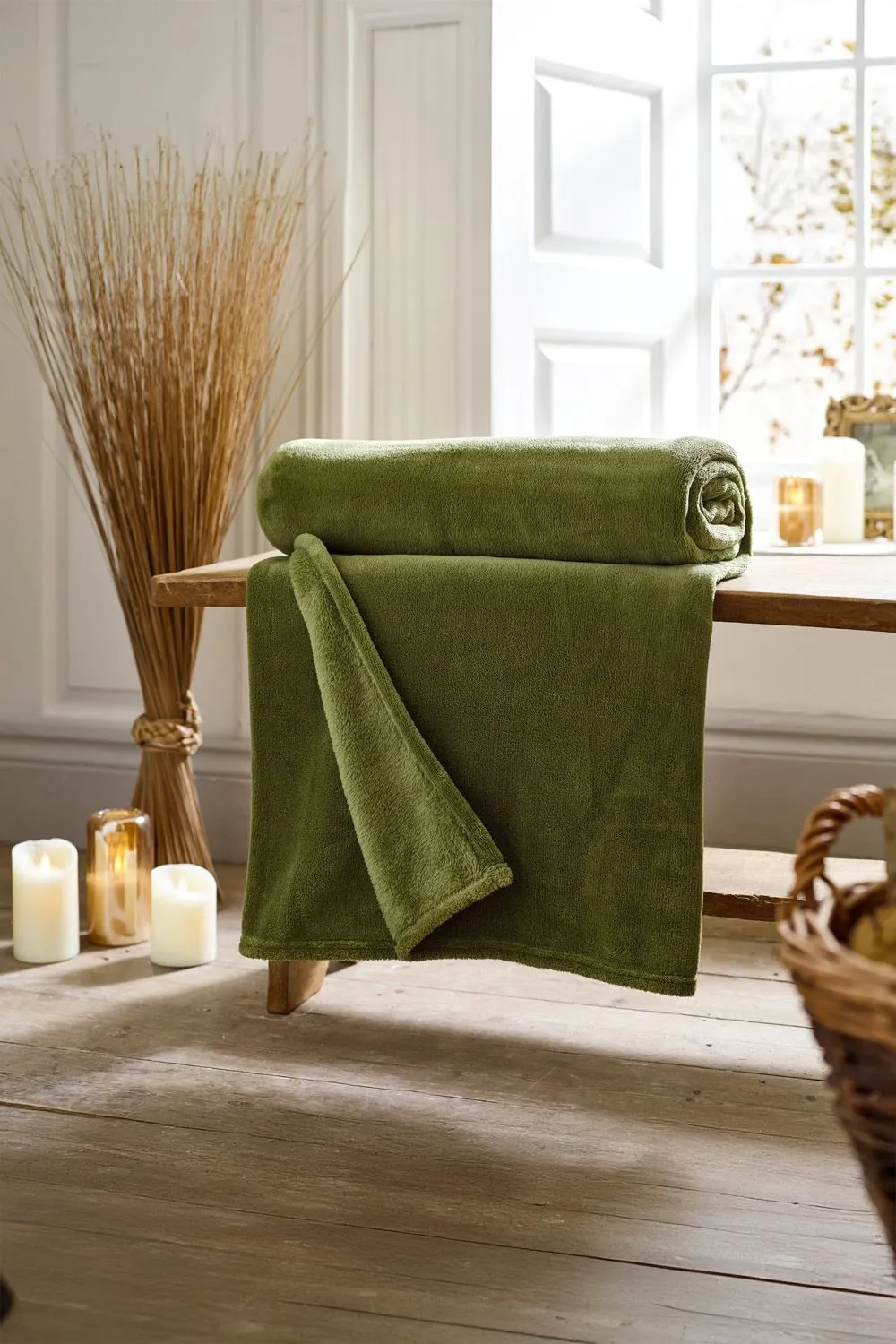 Deyongs Snuggle Touch Super Soft Solid Colour Fleece Throw | 1846 in Khaki