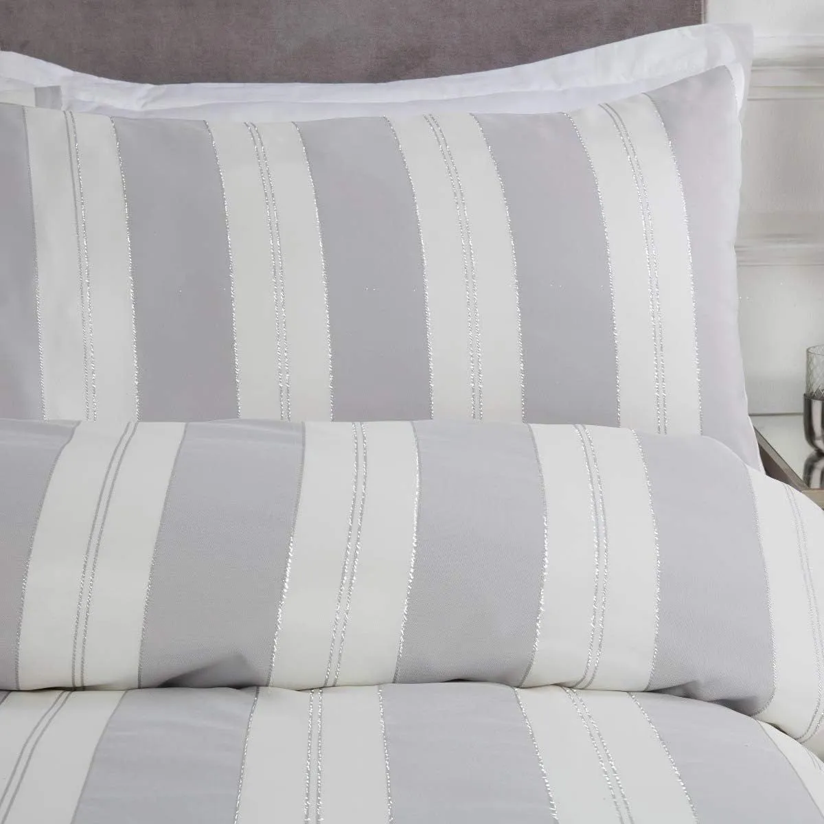 Smart Living Luxury Hotel Quality Lurex Stripe Jacquard Duvet Cover with Pillowcases in Silver 2
