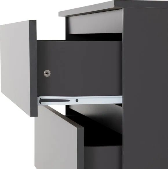 Walker 4 Draw Chest 6