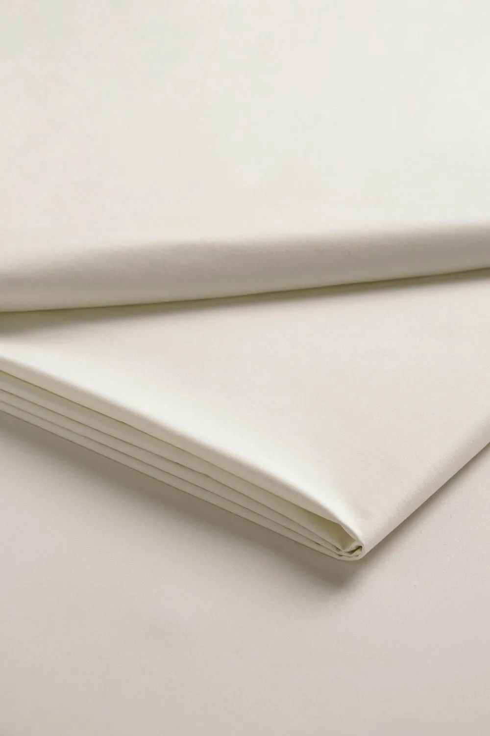 CHRISTY 400TC Luxury Cotton Sateen Plain Dye Bedding Flat Sheets in Cream