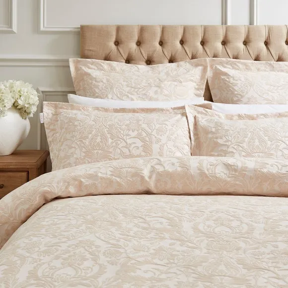 Dorma Winchester Duvet Cover and Pillowcase Set 2