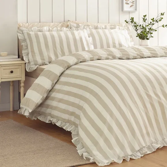 Catherine Lansfield Seersucker Frill Stripe Polycotton Duvet Cover & Pillowcase Set 3