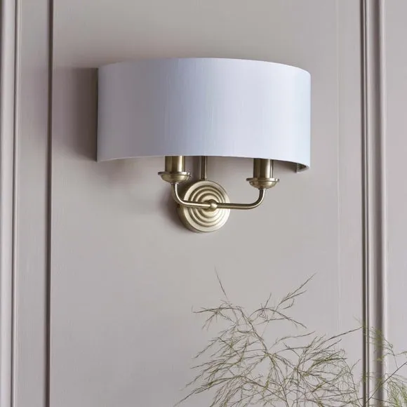 Vogue Sandringham 2 Light Wall Light 2