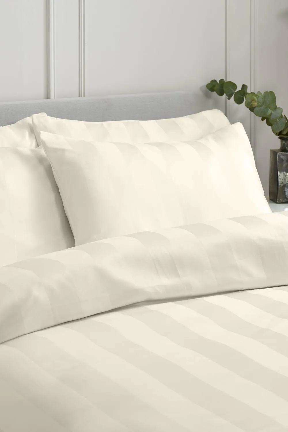 Catherine Lansfield 'So Soft Satin Stripe' Duvet Cover Set in Cream 2