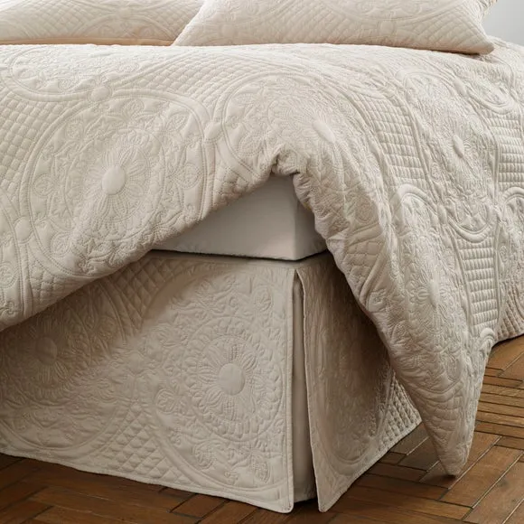 Mandalay Box Pleat Valance