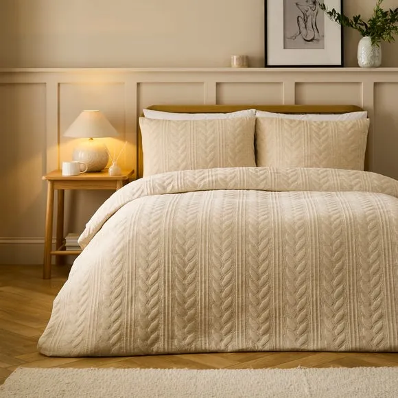 Berkley Cable Duvet Cover and Pillowcase Set