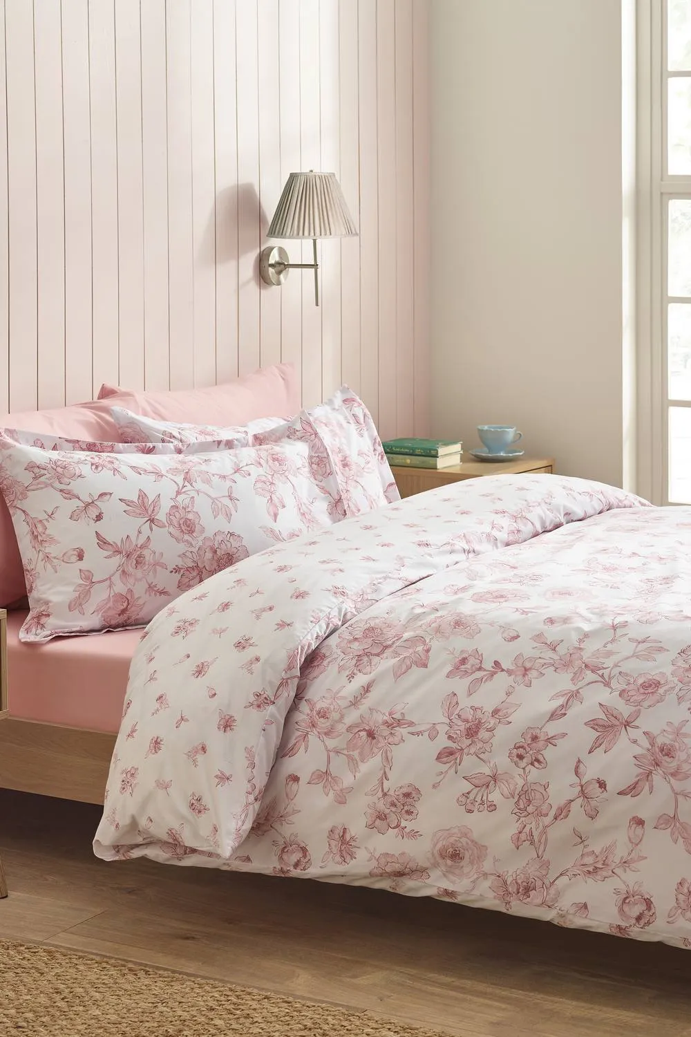 Catherine Lansfield 'Mirabelle Floral' Reversible Duvet Cover Set in Pink