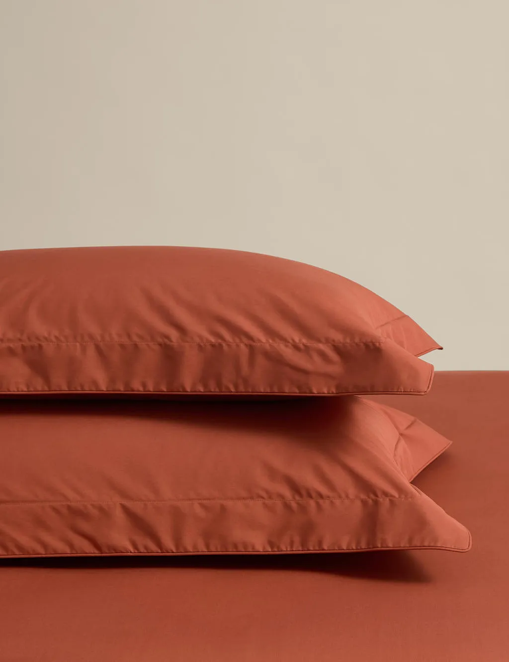 M&S 2 Pack Egyptian Cotton 230 Thread Count Crisp Oxford Pillowcases Terracotta