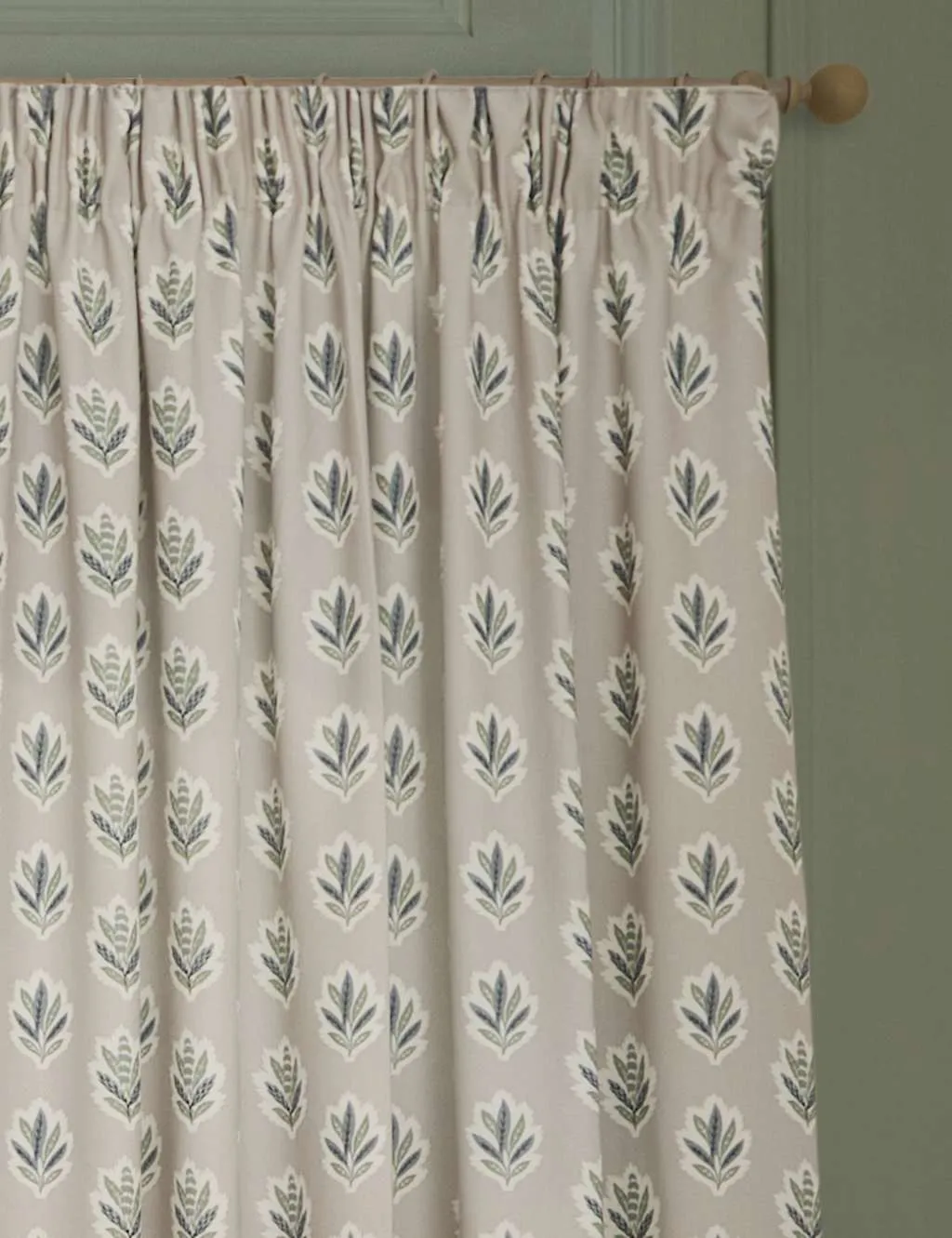 Sanderson Sessile Leaf Pencil Pleat Curtains Natural Mix
