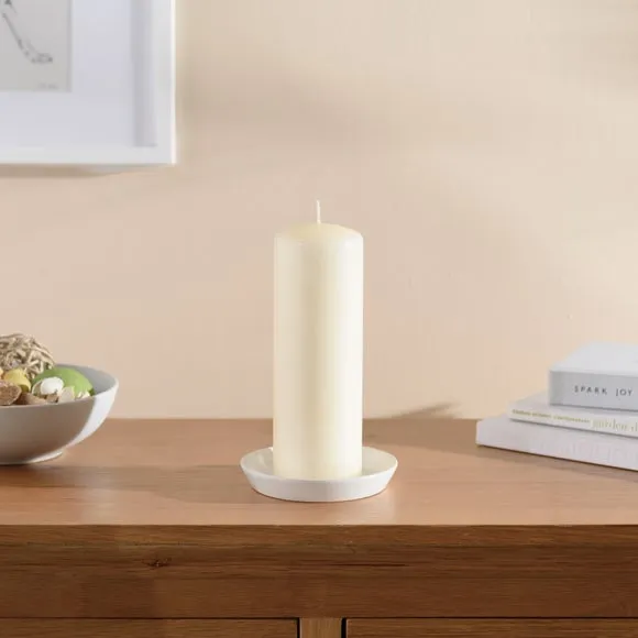Essentials Pillar Candle 2