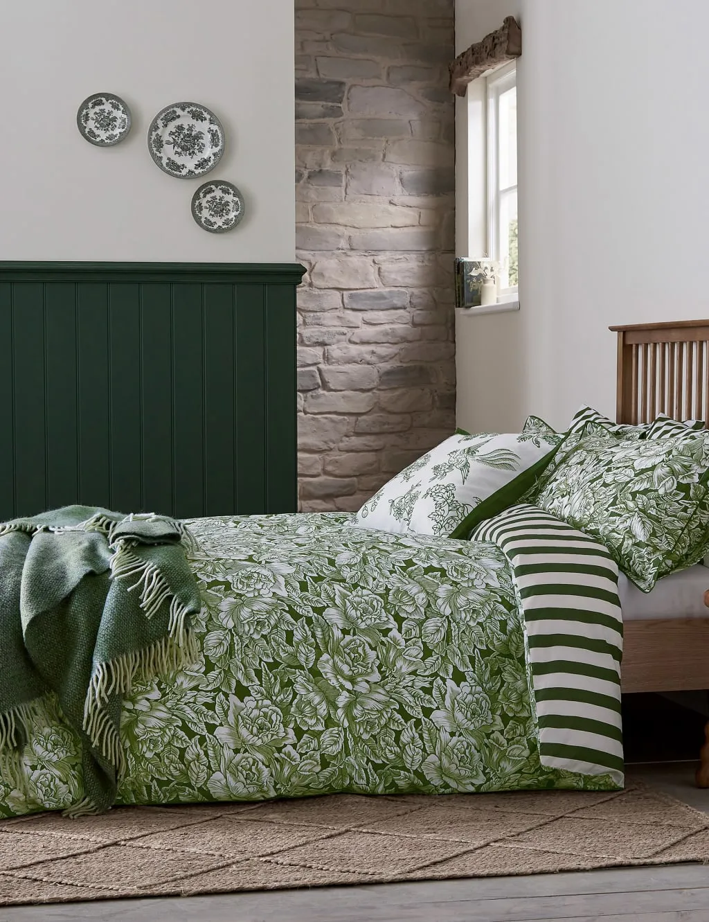 Burleigh X Bedeck Of Belfast Pure Cotton Hibiscus Bedding Set Green