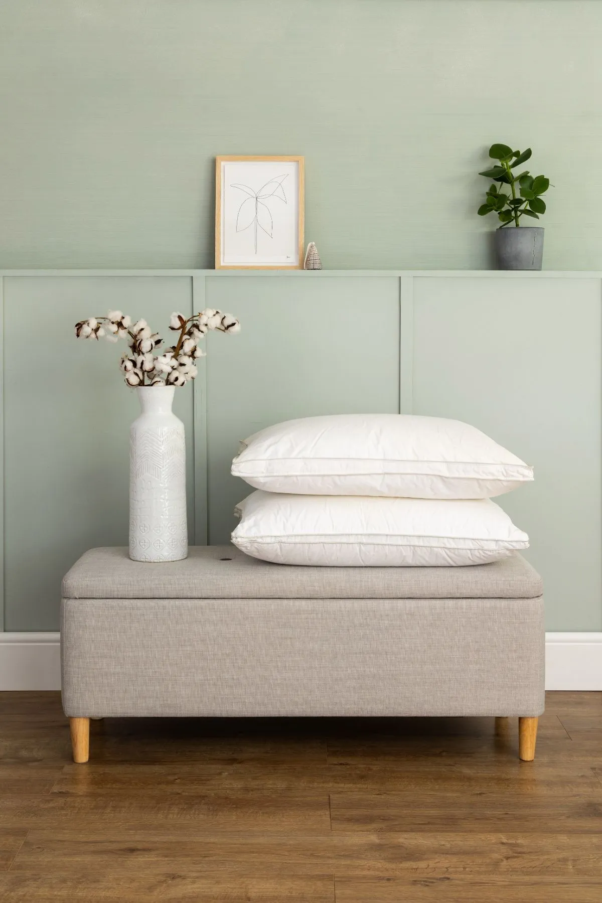 Soak&Sleep Hungarian Goose Down Standard Pillow - Medium/Firm in White