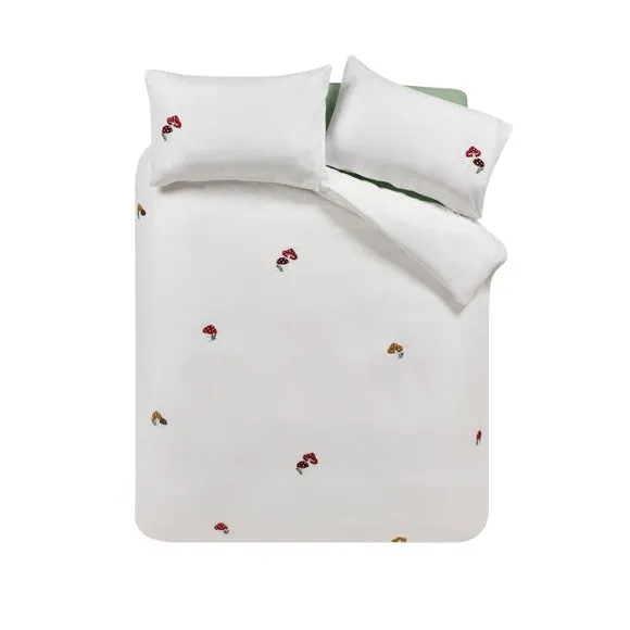 Catherine Lansfield Woodland Crochet Duvet Cover & Pillowcase Set 4
