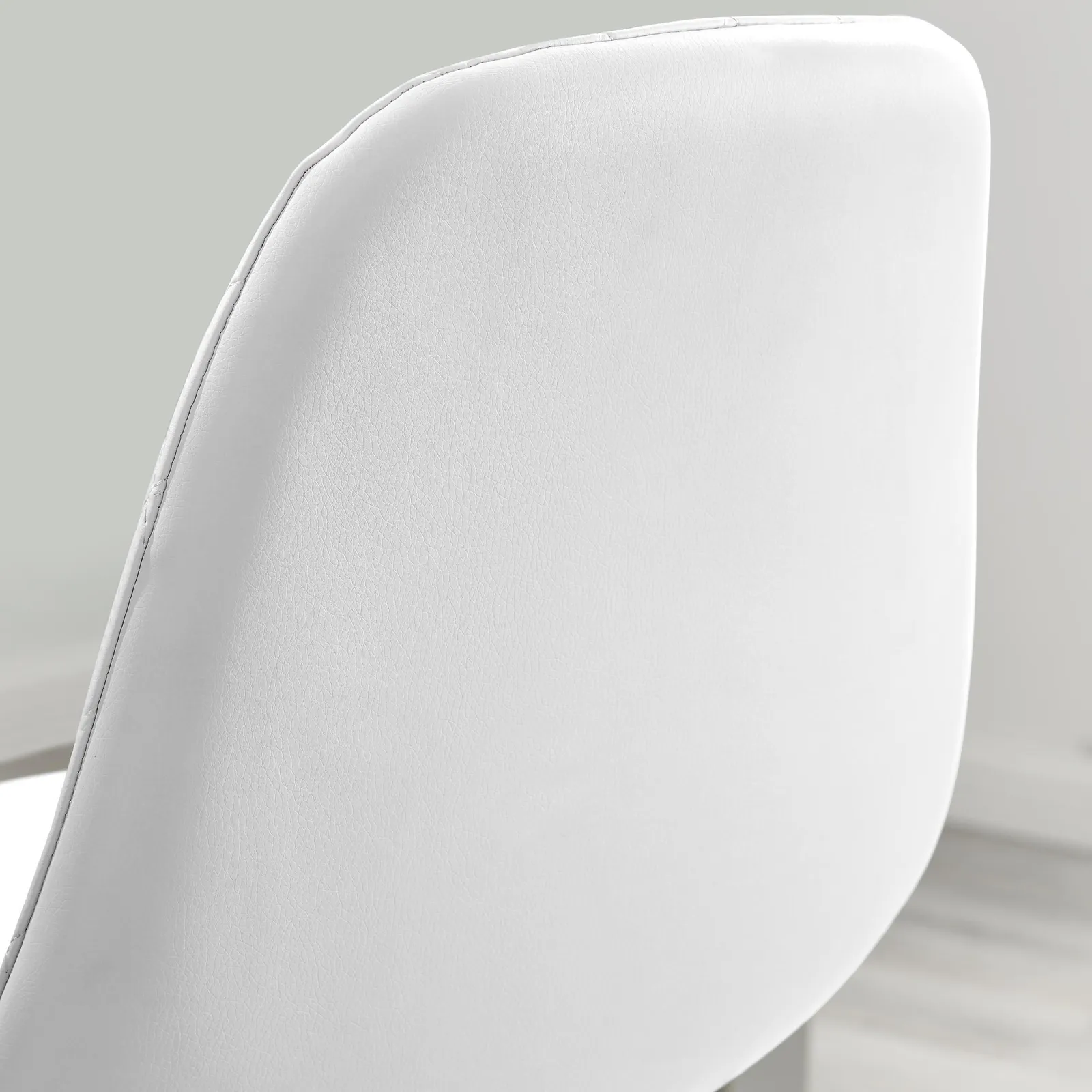 FurnitureboxUK Corona Set of 2 Counter Stools - Faux Leather Counter Stools With Silver Legs - Kitchen Island Stool in White 4
