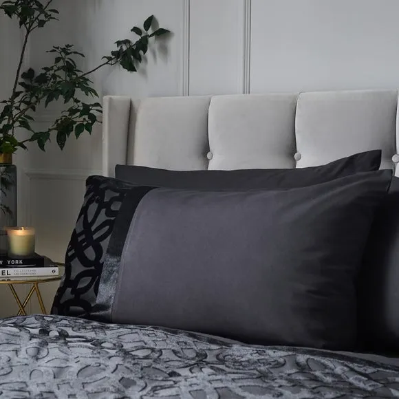 Catherine Lansfield Lattice Cut Velvet Duvet Cover and Pillowcase Set 2