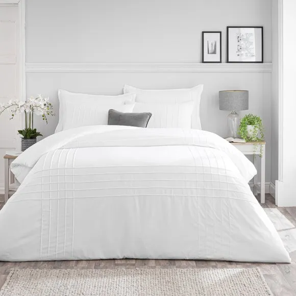 Jessa Pintuck Duvet Cover & Pillowcase Set 1