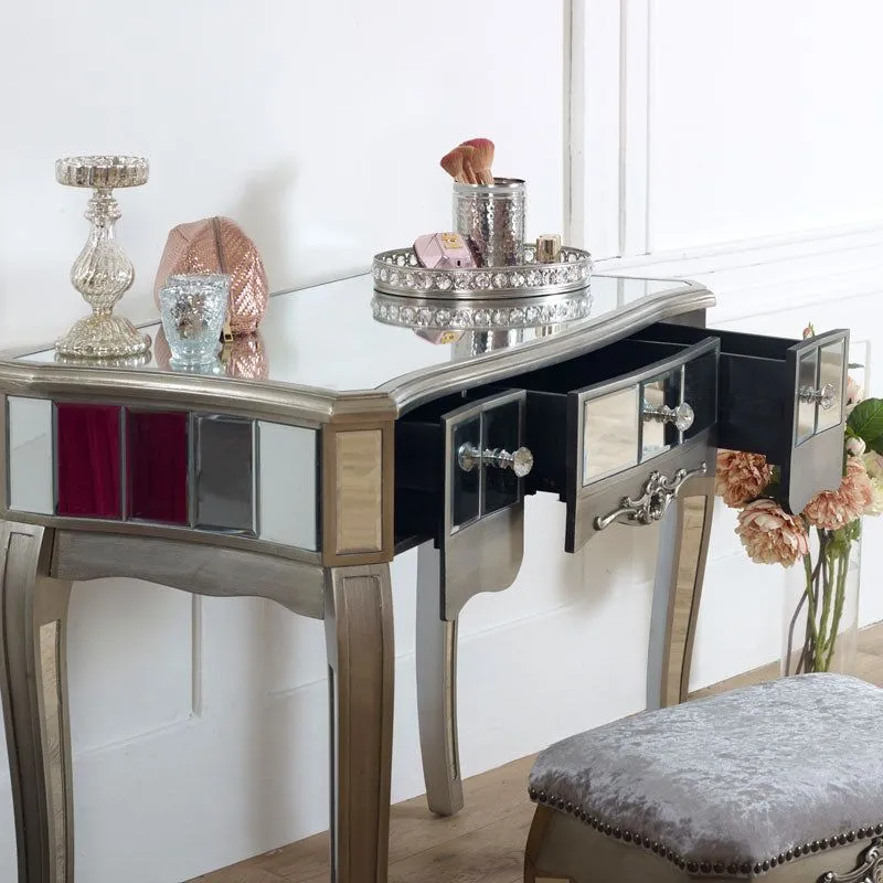 Melody Maison Mirrored Dressing Table - Tiffany Range in Silver 5