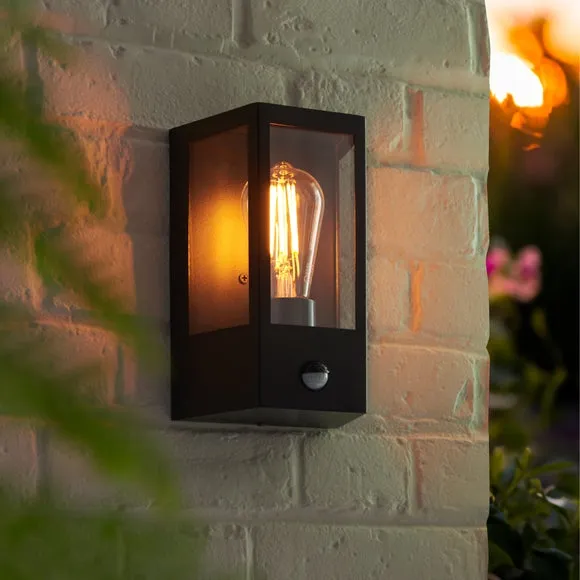 Vogue Hunter Industrial PIR Sensor Outdoor Wall Light 2